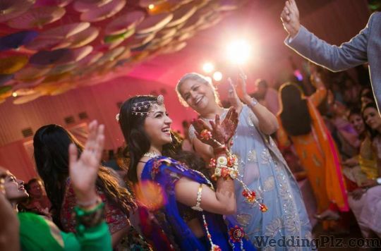 Atul Pratap Chauhan Photographers and Videographers weddingplz