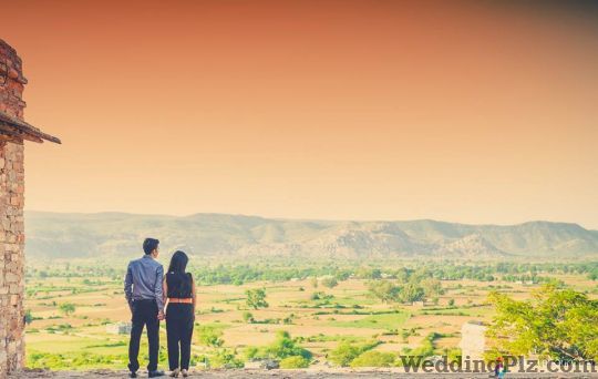 Avnish Dhoundiyal Photography Photographers and Videographers weddingplz