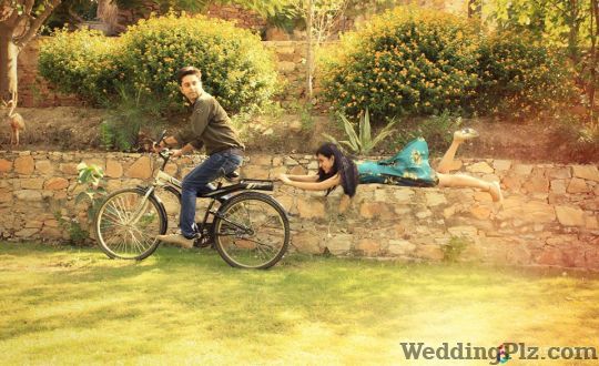 Avnish Dhoundiyal Photography Photographers and Videographers weddingplz
