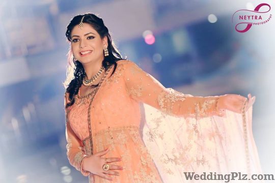 Neytra Photography Photographers and Videographers weddingplz