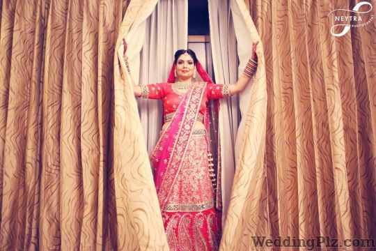 Neytra Photography Photographers and Videographers weddingplz