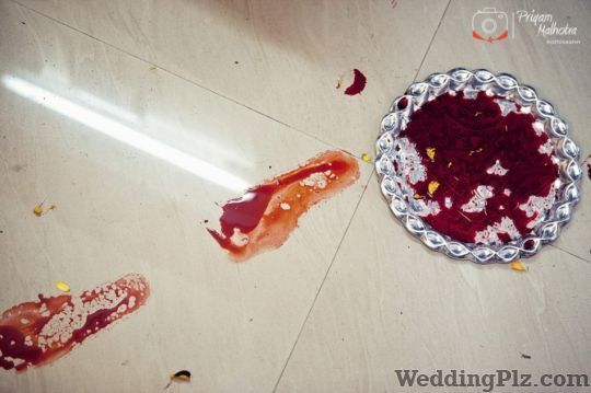 Priyam Malhotra Photography Photographers and Videographers weddingplz
