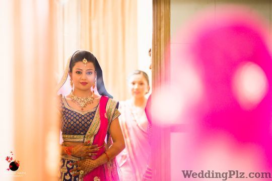 Contemporary Wedding Photography By Soumen Nath Photographers and Videographers weddingplz