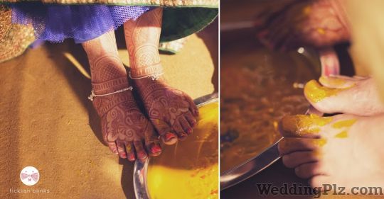 Ticklish Blinks Photographer Photographers and Videographers weddingplz