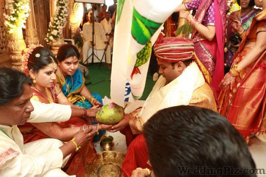 Faizan Patel Photography Photographers and Videographers weddingplz