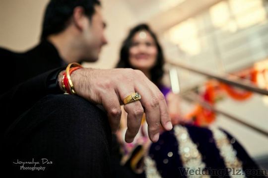 Joymalya Das Photography Photographers and Videographers weddingplz