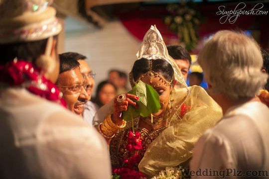 Simplypush Photography Photographers and Videographers weddingplz