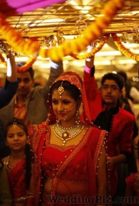 Madreel Films Photographers and Videographers weddingplz