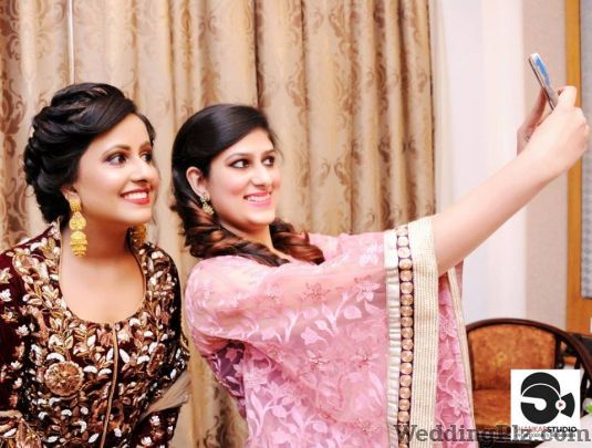 Shankar Studio Photographers and Videographers weddingplz