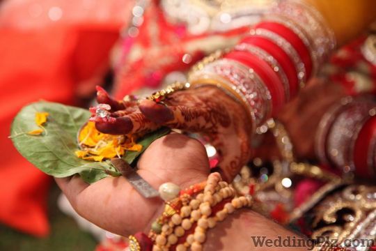 Click Fu To Grufee Photographers and Videographers weddingplz