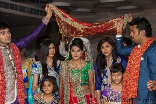 Candid Kliks Photographers and Videographers weddingplz