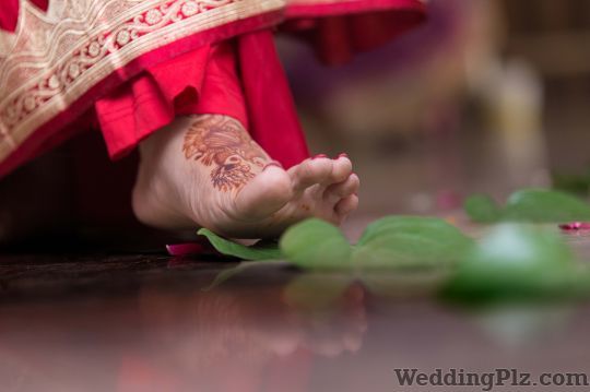 Candid Kliks Photographers and Videographers weddingplz