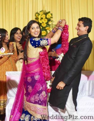 Bharat Mirchandani Photography Photographers and Videographers weddingplz