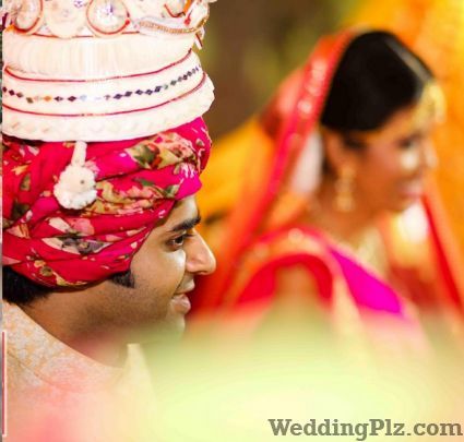Pixip Foto Photographers and Videographers weddingplz