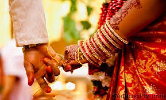 Aayushi Digital Studio Photographers and Videographers weddingplz