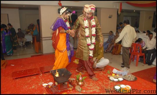 Amol Photos Art Photographers and Videographers weddingplz