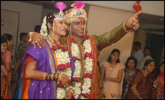 Amol Photos Art Photographers and Videographers weddingplz