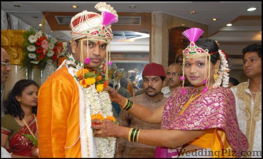 Amol Photos Art Photographers and Videographers weddingplz