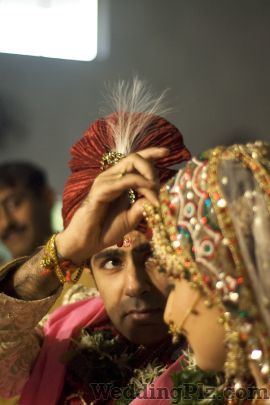 AN Clicks Photographers and Videographers weddingplz