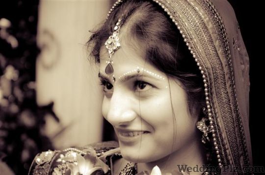 Anil Fernandes Photography Photographers and Videographers weddingplz