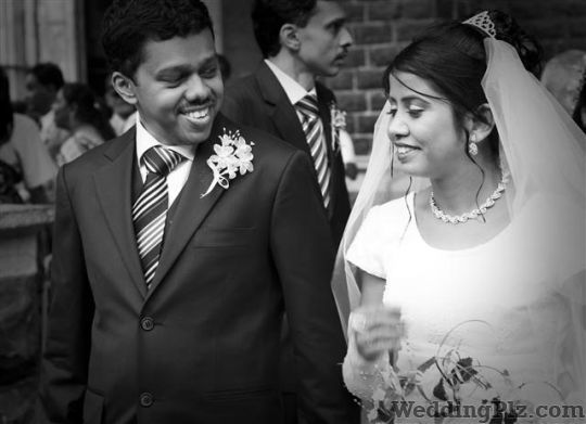 Anil Fernandes Photography Photographers and Videographers weddingplz