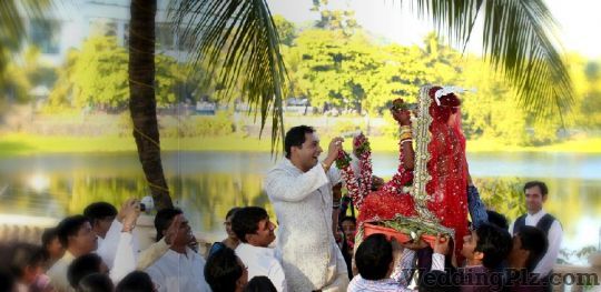 Jolly Studio Photographers and Videographers weddingplz