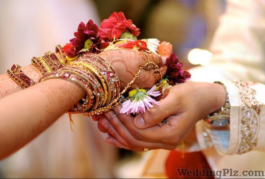 Nidhi Photo Studio Photographers and Videographers weddingplz