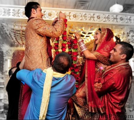 SRK Group Of Digital Labs Photographers and Videographers weddingplz