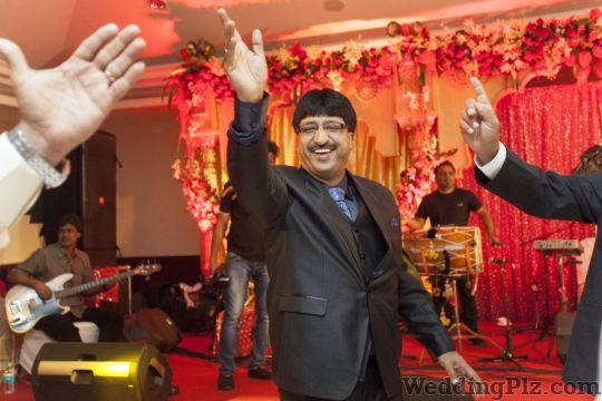 Thakur Photo Studio Photographers and Videographers weddingplz