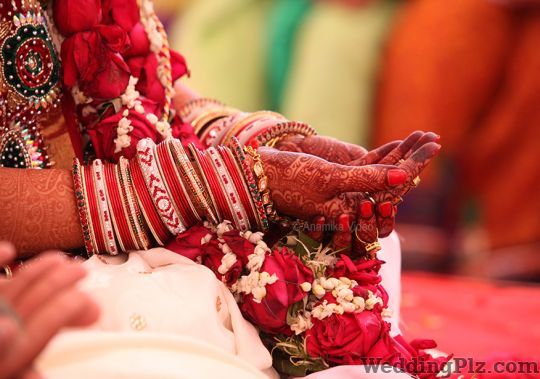 Anamika Video Photographers and Videographers weddingplz