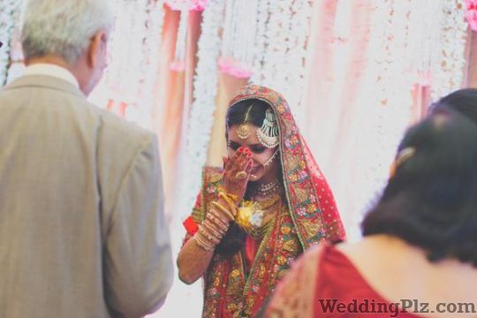 Burn Pixels Photography Photographers and Videographers weddingplz