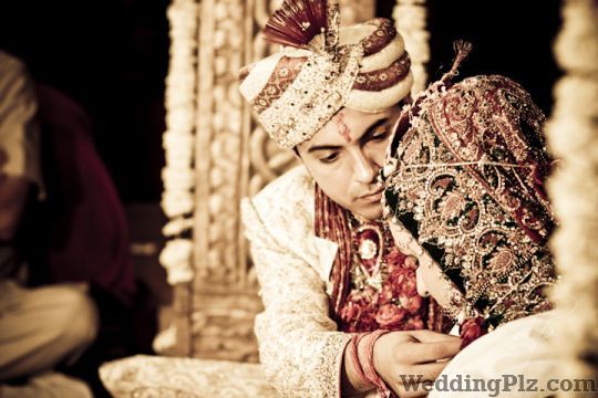 Dev S Photography Photographers and Videographers weddingplz