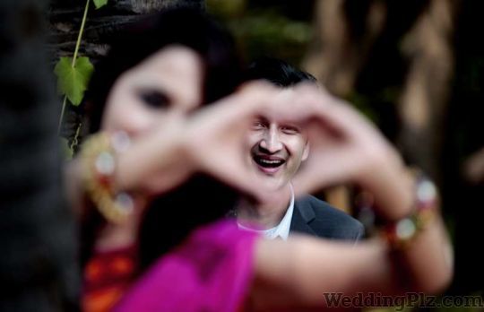 Creativeyes Photography Photographers and Videographers weddingplz