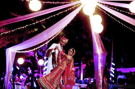 Creativeyes Photography Photographers and Videographers weddingplz