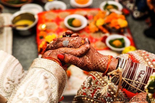 Dinesh Studio Photographers and Videographers weddingplz