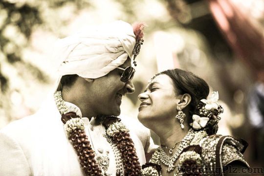 Dinesh Studio Photographers and Videographers weddingplz