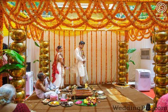 Girish Lone Photography Photographers and Videographers weddingplz