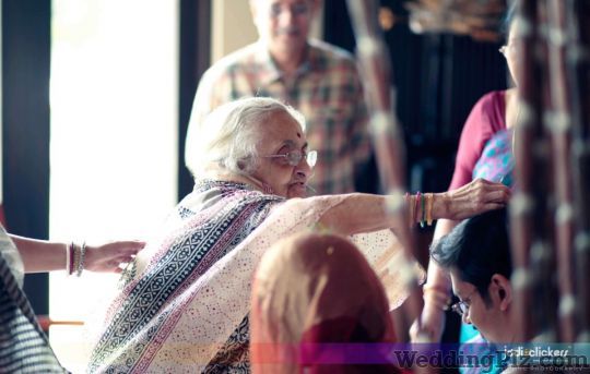 Jodi Clickers Photographers and Videographers weddingplz