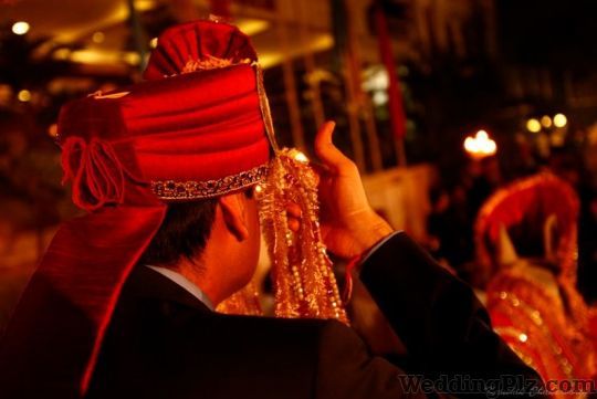 Kaushik Chakravorty Photography Photographers and Videographers weddingplz