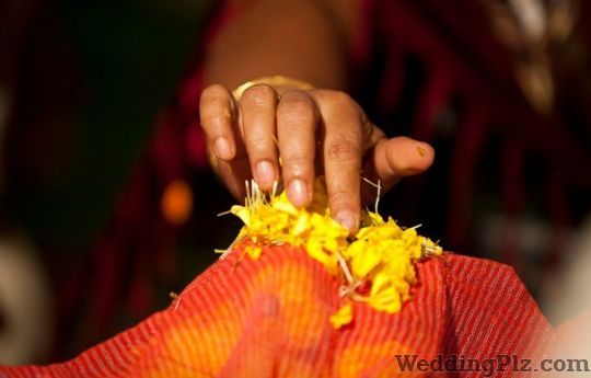Kaushik Chakravorty Photography Photographers and Videographers weddingplz