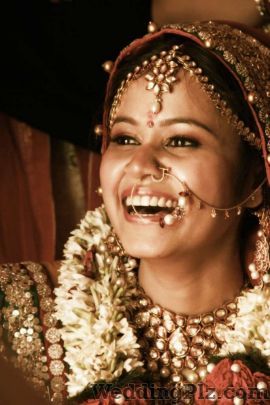 Picturesque Photographic Works Photographers and Videographers weddingplz