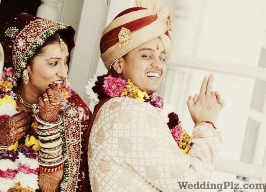 Picturesque Photographic Works Photographers and Videographers weddingplz