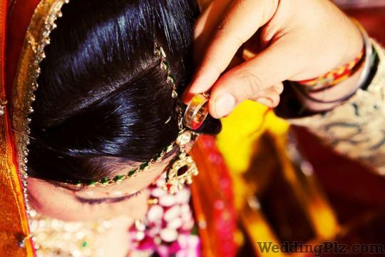 Picturesque Photographic Works Photographers and Videographers weddingplz