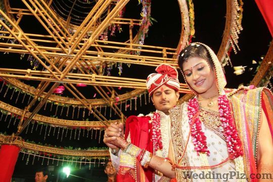 Picturesque Photographic Works Photographers and Videographers weddingplz