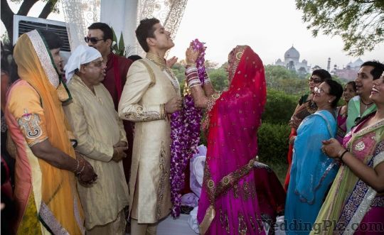 Romesh Dhamija Production Photographers and Videographers weddingplz