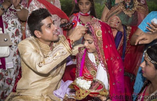 Romesh Dhamija Production Photographers and Videographers weddingplz