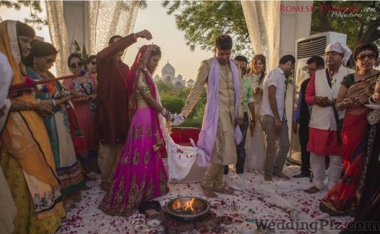 Romesh Dhamija Production Photographers and Videographers weddingplz