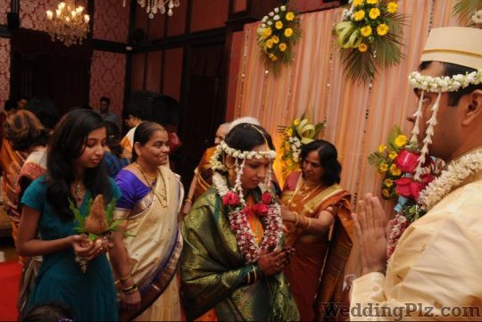 Taj Foto Studio Photographers and Videographers weddingplz