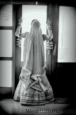 Talking Pictures by Hitesh Photographers and Videographers weddingplz