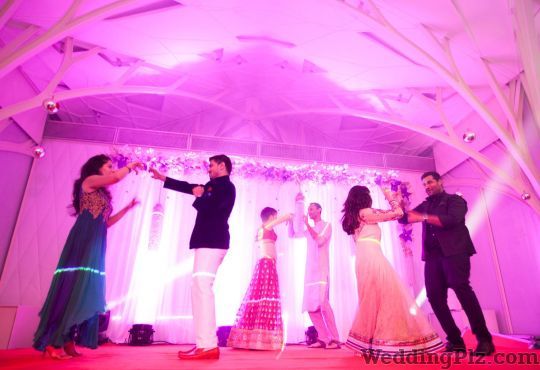 The Vow and Wow Company Photographers and Videographers weddingplz